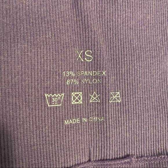 SOLD! NVGTN - Lilac NV Seamless - XS - Picture 4 of 5